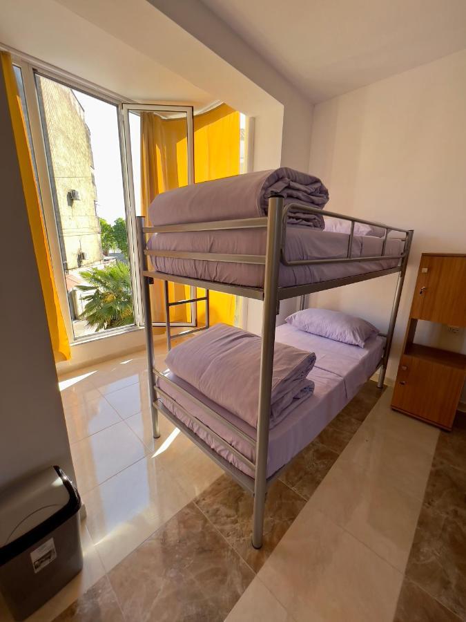 North Star Hostel Shkodër Esterno foto